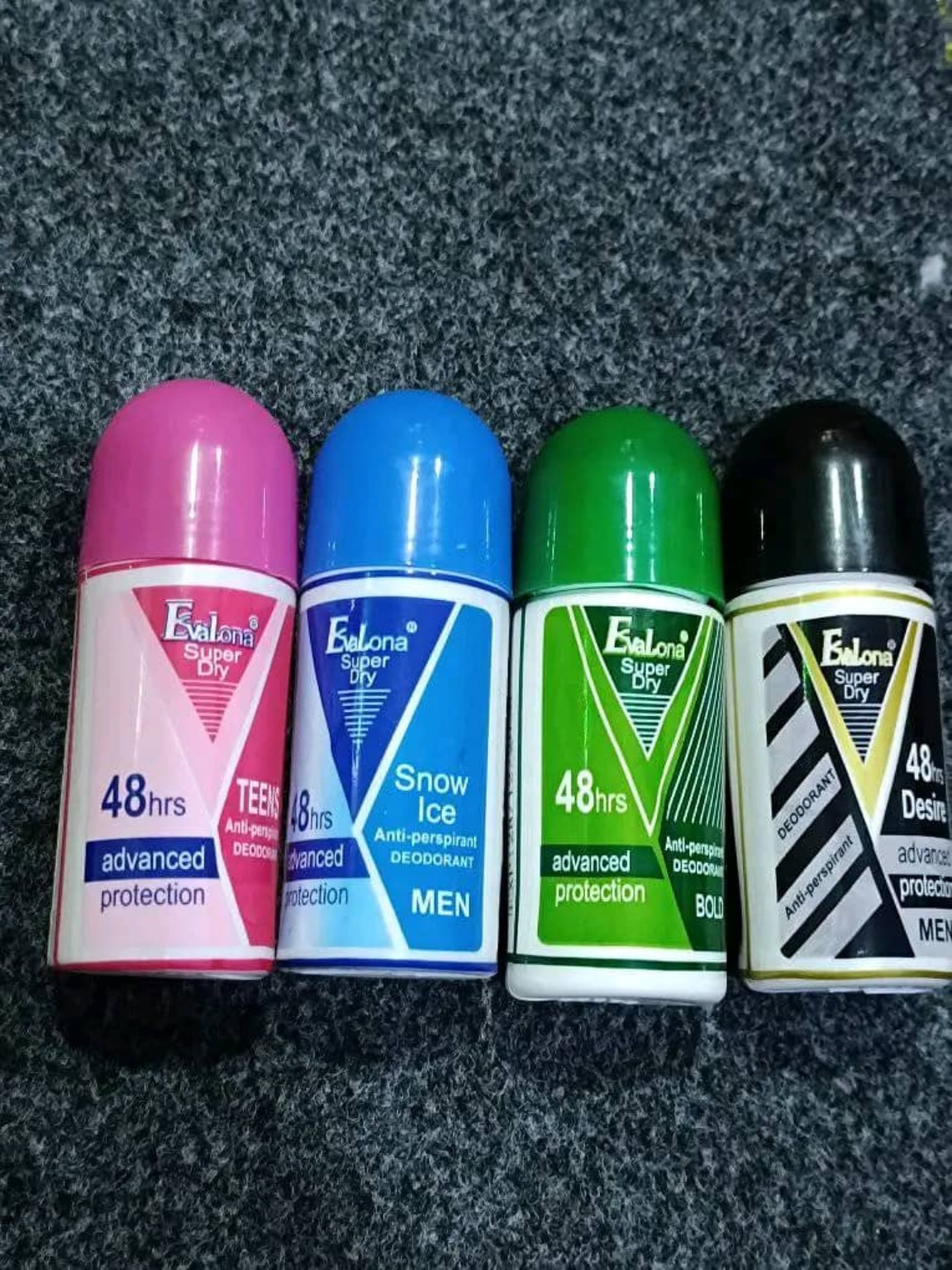 Evalona Super Dry anti-perspirant deodorant roll-ons
